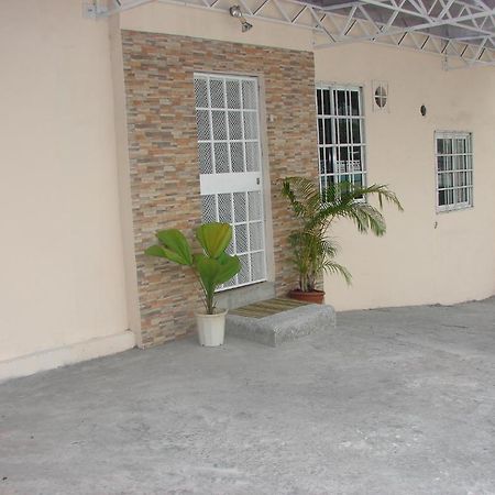 Hostal Gemar Panama City Eksteriør billede