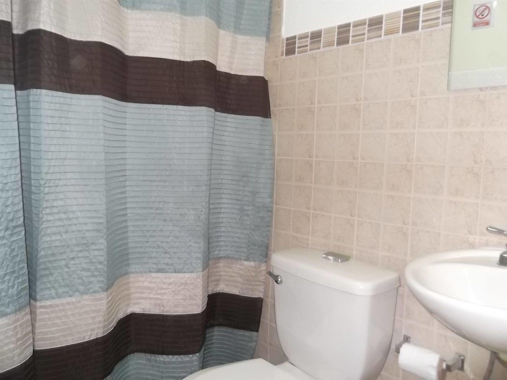 Hostal Gemar Panama City Eksteriør billede